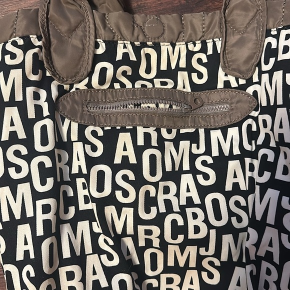 Marc Jacobs Quilted Tote Bag - Picture 11 of 16